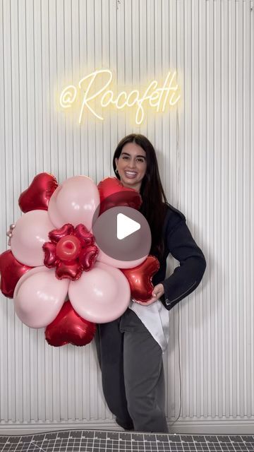 Maria Claudia Racanelli on Instagram: "Balloon Flower🌸❤️This idea is perfect for Valentine’s Day! I’m using my new favorite color shell from @gemarballoons 😍 
-
-
-
#balloonflower #balloongarland #balloondecor #balloondecoration #balloondecorations #balloongarland" Balloon Flowers, January 12, Balloon Garland, Balloon Decorations, Be Perfect, Favorite Color, Balloons, Shells, Flowers