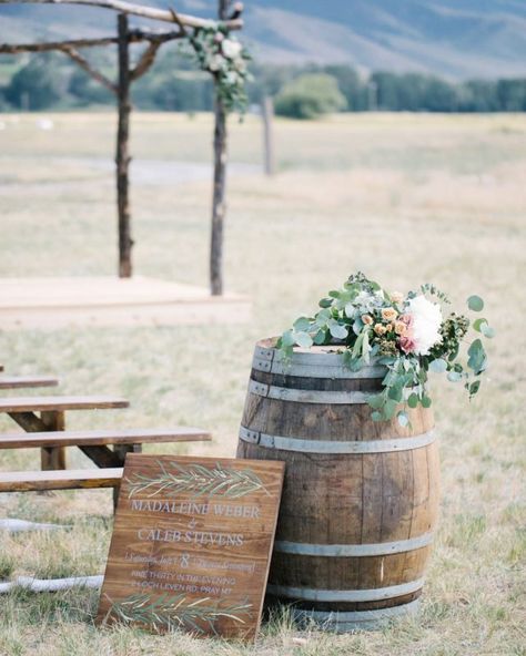 How to Plan A Montana Elopement - Montana & Wyoming Party Rentals Wedding Aisles, Montana Elopement, Foxes Photography, Summer Bride, Winter Elopement, Marriage License, Elements Of Design, Wedding Aisle, Creative Wedding