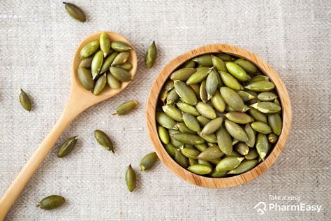 Pumpkin Seeds Benefits, Healthy Trail Mix, Zinc Rich Foods, Best Superfoods, Parasite Cleanse, Edible Seeds, Green Pumpkin, Natural Herbs, Pumpkin Seeds