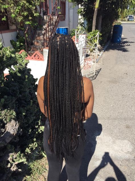 Buttlength Knotless Box Braids Medium, Knotless Box Braids Waist Length, Knotless Braids Medium Length, Medium Length Knotless Braids, Smeduiem Knotless, Waist Length Knotless Braids, Knotless Styles, Medium Knotless Braids, Medium Knotless