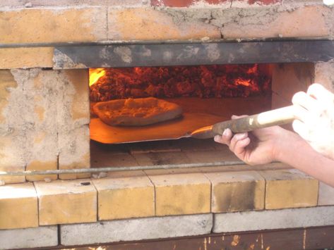 BUILD IN 1 DAY DRY STACK PIZZA OVEN Pizza Stone Oven, Pizza Oven Outdoor Plans, 350z Roadster, Earth Oven, Grill Diy, Brick Pizza Oven Outdoor, Pizza Oven Plans, Pizza Oven Outdoor Diy, Build A Pizza Oven