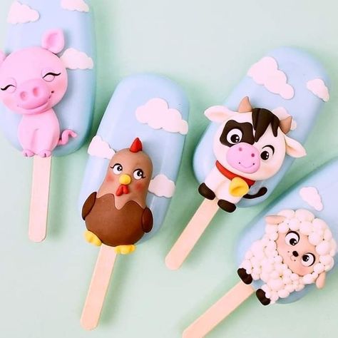 Barnyard Cake Pops, Farm Animal Cakesicles, Farm Cakepops Ideas, Farm Animal Chocolate Covered Oreos, Farm Cake Pops Animals, Farm Cookies, Chocolate Covered Apples, Cake Pop Designs, Farm Theme Birthday