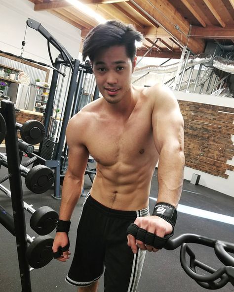 Zach Dempsey, Ross Butler, Thirteen Reasons Why, Wednesday Workout, Shirtless Men, Male Body, Celebrities Male, Asian Men, Riverdale