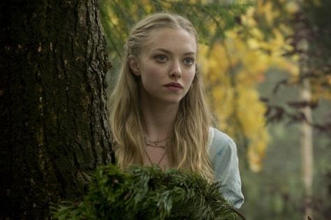 Amanda Seyfried, here in Red Riding Hood. Amanda Seyfried Photoshoot, Amanda Seyfried Tumblr, Red Riding Hood 2011, Amanda Seyfried Hair, Billy Burke, Letters To Juliet, Dominic Cooper, Dear John, Ben Barnes