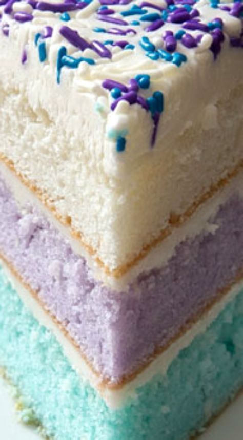 Pastel Cupcakes, Vanilla Buttercream Frosting, Buttercream Frosting Recipe, Vanilla Buttercream, Savoury Cake, Food Cakes, Buttercream Frosting, Purple And White, Sweets Treats