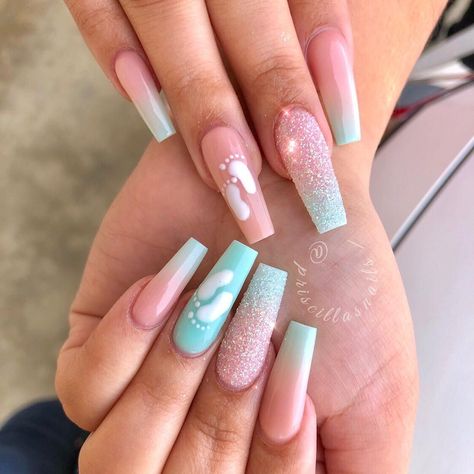 Maternity Nails, Baby Nail Art, Gender Reveal Nails, Baby Shower Nails, Girls Nail Designs, Idee Babyshower, Tapered Square Nails, Baby Nails, Vernis Semi Permanent