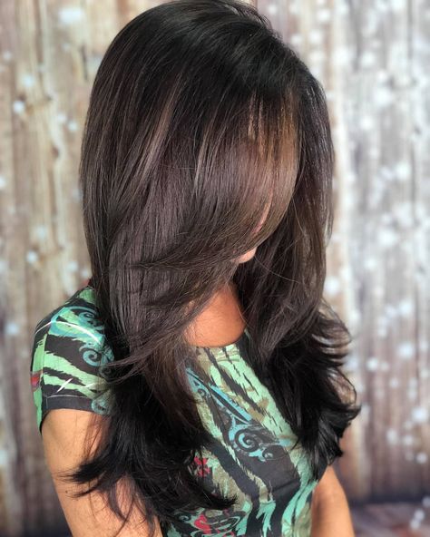 Long Brunette Hairstyle With Face-Framing Layers Long Length Haircuts, Haircuts For Long Hair With Layers, Long Length Hair, Medium Layered Hair, Hairstyles And Haircuts, Long Layered Haircuts, Haircuts For Medium Hair, Long Layered Hair, Haircuts For Long Hair