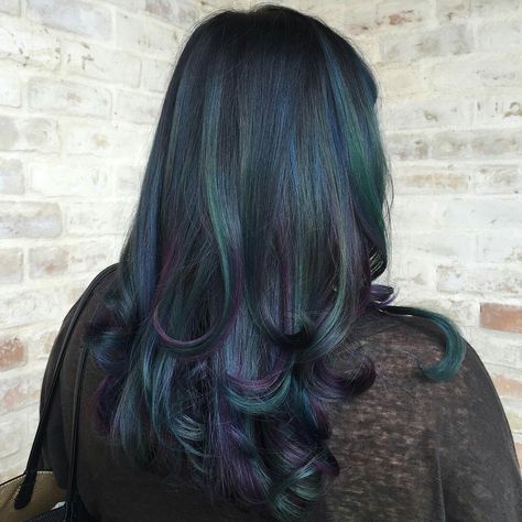 Oil slick hair Mermaid Hair Color Ideas, Oil Slick Hair, Slick Hair, Amber Hair, Mermaid Hair Color, Hair Color Streaks, Dyed Hair Inspiration, Alt Style, Oil Slick