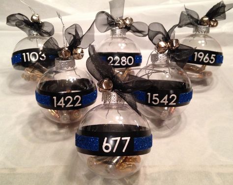 Police Officer Gifts Diy, Blue Line Christmas Tree, Police Christmas Party, Police Officer Christmas Tree, Police Theme Christmas Tree, Police Themed Christmas Tree, Police Christmas Decorations, Police Christmas Tree, Police Christmas Gifts