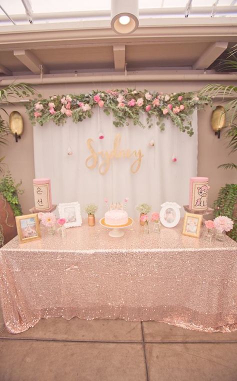 Main Table from a Pink + Gold Bohemian Dohl Birthday Party via Kara's Party Ideas | KarasPartyIdeas.com (11) Futurist Architecture, حفل توديع العزوبية, Fiesta Shower, Fiesta Baby Shower, Festa Party, Sweet 16 Parties, Table Cloths, Gold Party, Ideas Party