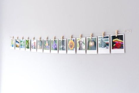 Flexible Display, Picture Hanger, Clothes Pegs, Wooden Clothespins, Frame Hangers, Mini Clothes, Photo Display, Display Picture, Picture Hangers