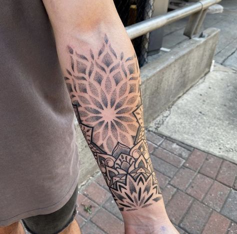 Forearm Mandala Tattoo, Geometric Tattoo Stencil, Dotwork Tattoo Mandala, Mandela Tattoo, Geometric Tattoo Sleeve Designs, Mandala Tattoo Sleeve, Hippie Tattoo, Geometric Sleeve Tattoo, Elbow Tattoos