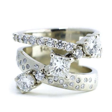 Resetting Diamonds Ideas Mom Ring, Resetting Diamonds Ideas, Unconventional Wedding Rings, Wedding Ring Redesign, Divorce Ring, Heart Shaped Wedding Rings, Modern Diamond Rings, Ring Redesign, Multi Band Ring