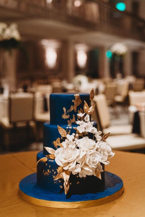 Blue Gold Wedding Cake, Blue And Gold Cake, Midnight Blue Wedding, Whimsy Flowers, Navy Gold Wedding, Blue Wedding Cake, Sparkle Cake, Rose Gold Wedding Cakes, Blue Gold Wedding