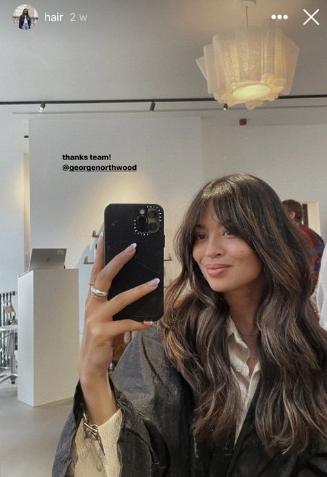 Brunette Hair Long Bangs, Earloop Highlights Hair, Curtain Bangs Brunette Long Hair, Fall Hair Inspo For Brunettes, Bridal Hair Bangs, Brunette Bangs Long Hair, Brown Hair Bangs, Fashion Week Hair, Dimensional Brunette