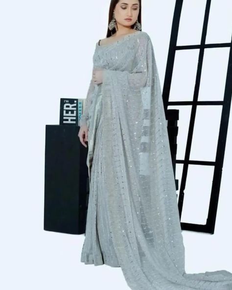 Moonlight Saree, Moonlight Dress, Pakistani Dress, Trendy Fashion Tops, Pakistani Dresses, Fashion Tops, Youtube Channel, Different Colors, Trendy Fashion