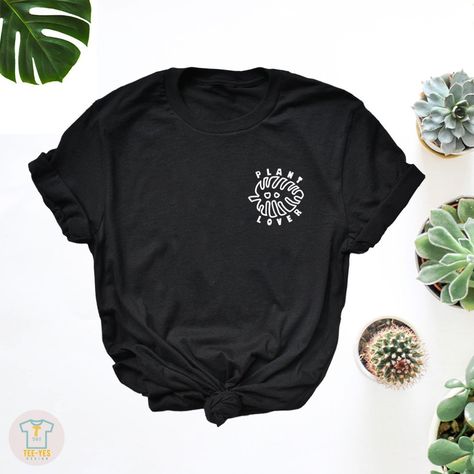 💚🌱🌵🌿❤️Plant Lover t-shirt,Plant lover gift, Unisex tshirt, Nature t-shirt for women, Nature Lover, Garden Shirt,Gardening gift, Gardener tee https://etsy.me/2XT6STF #plantshirt #plantlovergift #plantlady #gardeningshirt #plantmomshirt #plantgift #planttshirt #plantladyshirt #plantsathome #plantsagram #crazyplantpeople #houseplantsmakemehappy #houseplants #indoorplants #houseplantlovers #plantaholic #Plantgoals #Plantstrong #Lifewithplants #greenleaf Plant Shirt Design, Plant Tshirt, Plant Shirts, Camp Shirt Designs, Women Nature, Garden Shirt, Farmer Shirt, Tshirt Design Inspiration, Gardening Gift