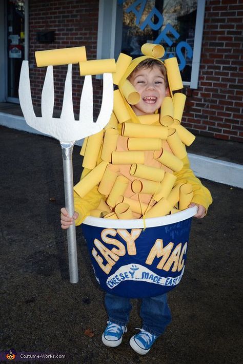 Recycled costume: Mac& Cheese using tp rolls.  (Deduct points for the single serving container on the bottom :)) Cheese Costume, Disfarces Halloween, Snowman Costume, Food Costumes, Diy Costumes Kids, Diy Halloween Costumes For Kids, Homemade Halloween Costumes, Diy Kostüm, Halloween Costume Contest