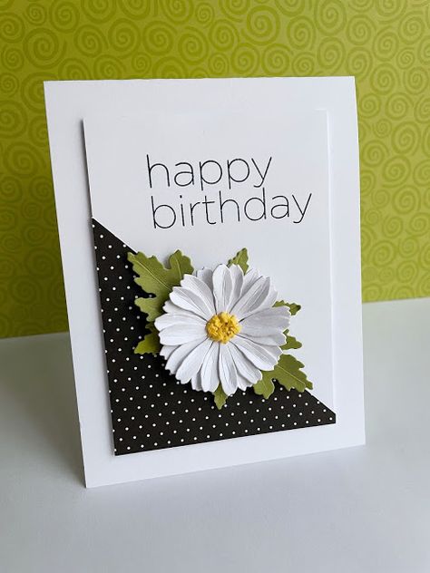 I'm in Haven: Happy Birthday Daisy Happy Birthday Daisy, Paper Craft Flowers, Handmade Greeting Card Designs, Craft Flowers, Sunflower Cards, Daisy Cards, Birthday Card Craft, Simple Birthday Cards, Hand Made Greeting Cards