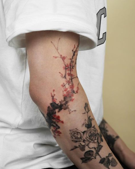 Tree Branch Tattoo, Men Flower Tattoo, Around Arm Tattoo, Simple Tattoos For Guys, Branch Tattoo, Dragon Sleeve Tattoos, One Piece Tattoos, Wrist Tattoos For Guys, Tasteful Tattoos