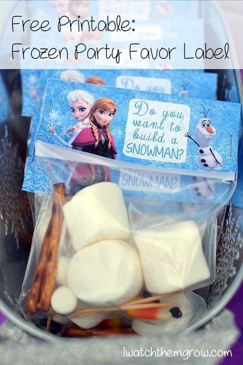 Do you want to build a snowman? Free Frozen party printable build-a-snowman kit labels - simple, affordable and adorable party favors! Frozen Build A Snowman, Build Snowman, Frozen Favors, Frozen Party Printables, Frozen Party Favors, Frozen Free, Frozen Printables, Snowman Kit, Frozen Bday Party