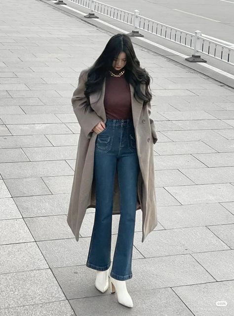 Korean Outfit Street Styles, Casual College Outfits, Winter Fashion Outfits Casual, Outfits Dress, Korean Casual Outfits, Stylish Work Attire, Everyday Fashion Outfits, Korean Fashion Dress, Casual Day Outfits