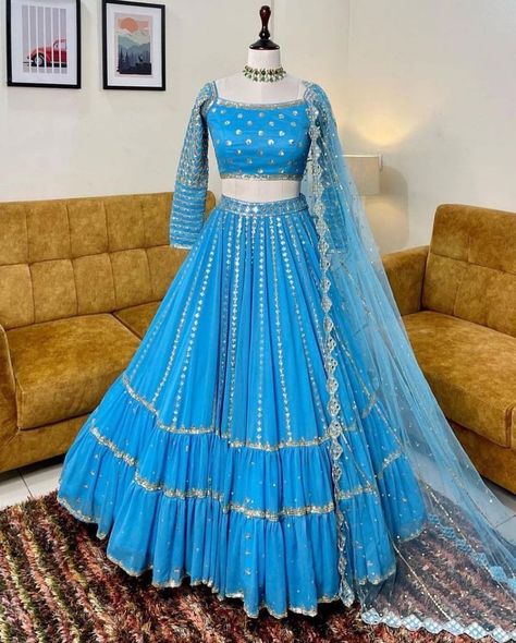 Kids Traditional Wear Indian, Function Dresses, Sarees For Girls, Bridal Sarees South Indian, Half Saree Designs, Saree Designs Party Wear, Indian Dresses Traditional, Embroidery Suits Design, Dresses For Girls