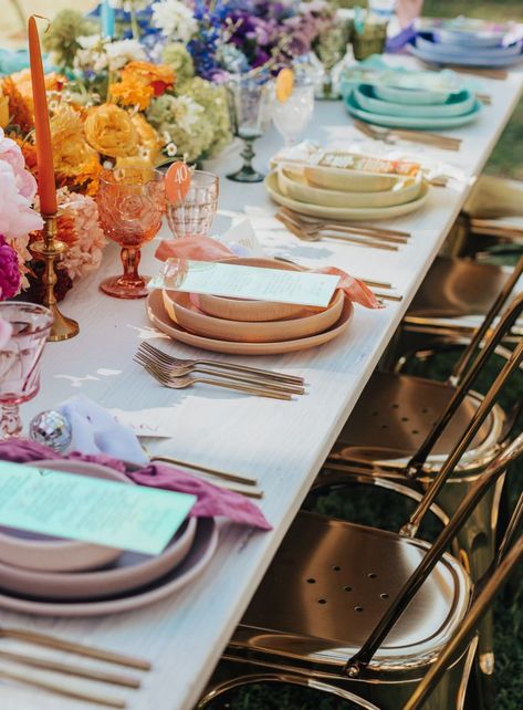 Colorful Table Setting, Gold Dining Chairs, Colorful Texture, Rainbow Birthday Cake, Colorful Birthday Party, Gold Dining, 40th Birthday Party, Rainbow Ombre, Table Place Settings