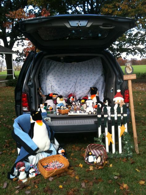 Trunk or Treat Penguin Theme! -- This is a great idea because my daughter's school's mascot is the penguin! :) Penguin Trunk Or Treat Ideas, Penguin Trunk Or Treat, Trunk Or Treat Ideas, Penguin Theme, Treat Ideas, Trunk Or Treat, Pirate Theme, Leisure Activities, School Mascot