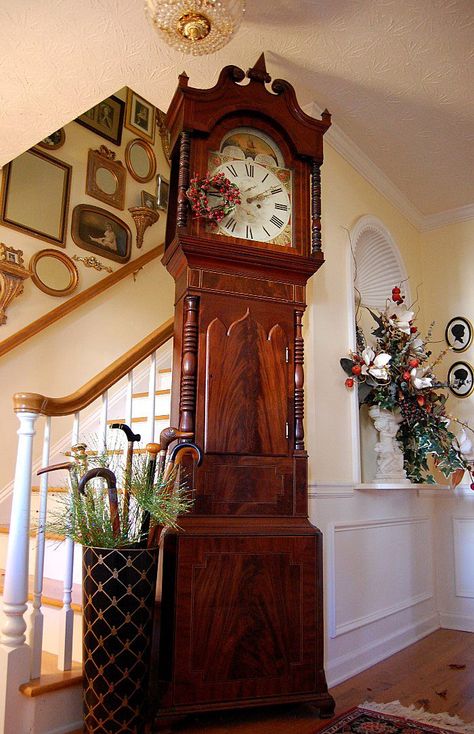 Foyer Ideas Entryway, Painting Trim White, Foyer Ideas, New Paint Colors, Winter Bedding, Neutral Paint Colors, Benjamin Moore Colors, Neutral Paint, Summer Bedding