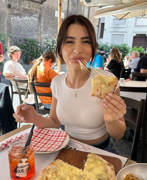 Eating Pictures, Angelina Core, Girl Eating, Gf Material, Something Just Like This, Random Girl, Photoshoot Idea, People Eating, Selfie Ideas Instagram