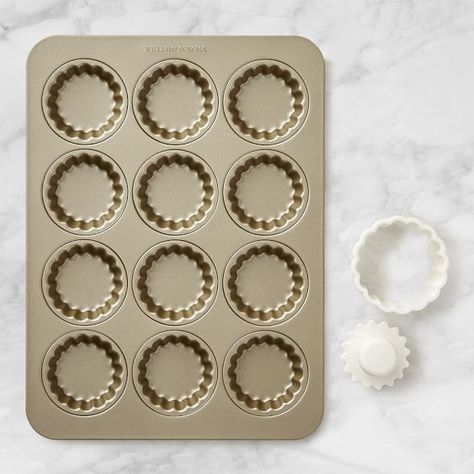 Williams Sonoma Goldtouch Nonstick Mini Tart Baking Set Catering Hacks, Petit Fours Recipe Easy, Pie Mold, Tart Crust, Pie Decoration, Mini Tart Pans, Tarts Crust, William Sonoma, Tart Baking