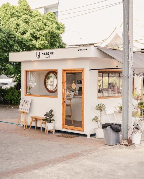 Lovely little coffee kiosk in Thailand. ☕️⁣⁠ .⁣⁠ Follow @loveespressouk 🤎⁠ .⁠ .⁠ @ton_persepolis⁠ .⁠ .⁠ #cafehopping #coffeelove… | Instagram Mini Coffee Shop Design, Mini Cafe Design, Small Cafe Ideas, Mini Cafe Ideas, Small Shop Ideas, Small Shop Design, Japanese Coffee Shop, Coffee Kiosk, Coffee House Design