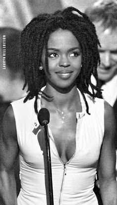 Lauryn Hill Black And White, Ms Lauryn Hill, Lauren Hill, Miseducation Of Lauryn Hill, Lauryn Hill, Neo Soul, Black Femininity, Black Excellence, White Photo