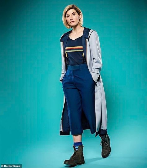 Jodie Whittaker, the 13th Doctor (2018) Jodi Whittaker, Elementary Sherlock, Doctor Who Outfits, Thirteenth Doctor, Doctor Who Costumes, Doctor Costume, Doctor Outfit, Jodie Whittaker, 13th Doctor