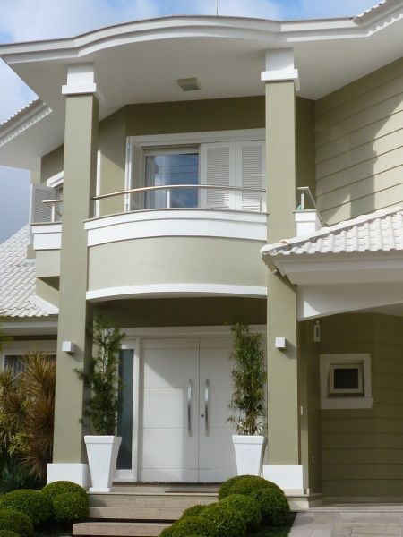 Modern Paint House Exterior, Exterior Paint Colors For Simple House, Small House Painting Ideas Exterior Colors, Front House Color Combinations, Colour For House Exterior, House Outside Paint Colors Indian, Home Colour Outside, House Front Colour Combination, Exterior Color Palettes For Houses