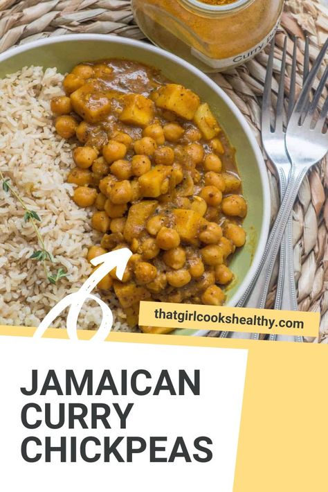 Jamaican-style Curry Chickpeas in a green bowl with brown rice. Sweet Potato Chickpea Curry, Curry Chickpeas, Chickpea And Potato Curry, Slow Cooker Curry, Tofu Curry, Jamaican Curry, Jamaican Cuisine, Vegan Slow Cooker, Jamaican Dishes