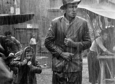 Lamberto Maggiorani and Enzo Staiola in Bicycle Thieves (1948). Bicycle Thieves, Under The Rain, Quentin Tarantino, Iconic Movies, Film Stills, Old Movies, Free Movies, Cinematography, Movies Online