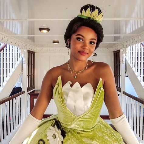 DayTrip Travelers on Instagram: "Check out our POV video aboard the Mark Twain Riverboat where we bump into Princess Tiana and ask her about her new attraction coming very soon to the Disneyland Resort! Link in the bio for our YouTube 🤠 . . . . . #Disneyland #disneyparks #disneygram #disneylandresort #disneylandcalifornia #disneylandia #disneymagic #disneylandpark #instadisney #disneylove #disneyfan #magickeyholder #marktwain #disneyinfluencer #disneycreators #disneyyoutuber #themeparks #them Quince Photoshoot, Disneyland California, Princess Tiana, Visit California, Disneyland Park, River Boat, Disneyland Resort, Mark Twain, Disney Love