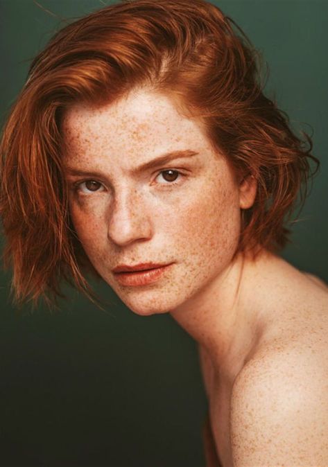 Luca Hollestelle redhead | 2023-02-26 Luca Hostelle, Luca Hollestelle, Masc Women, Short Red Hair, Ginger Women, Face Photography, Poses References, Ginger Hair, Interesting Faces