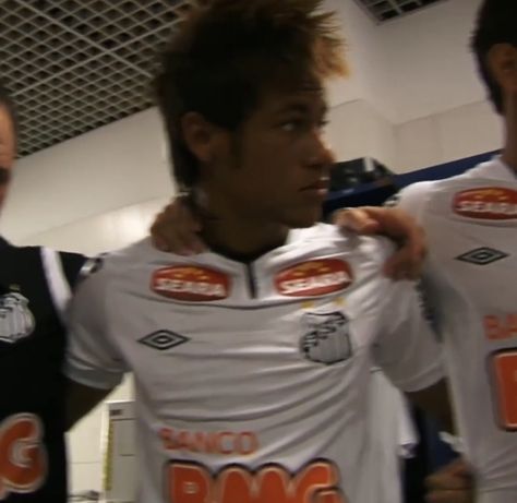 Neymar Jr Pictures, Young Neymar Jr, Neymar 2012, Young Neymar, Neymar 11, Neymar Football, Aesthetic Letters, Watch Football, Soccer Boys