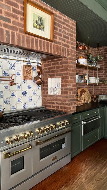 Tori Donahue on Instagram: "So in love with how this kitchen transformation turned out. Never would have been possible without @generalshale + @watsontownbrick 🧱 this kitchen refresh is the perfect example of how you can work with what you have and don’t have to spend a ton of money gutting a room to still achieve a unique, beautiful space that meets the needs of you and your family 🖤 . . . #kitchendesign #kitchenremodel #kitchen #kitchensofinstagram #hometohave #currenthomeview #wearevivir #h Step Up Into Kitchen, Dakota Johnson Kitchen, Kitchen Vibes, Kitchen Refresh, Kitchen Transformation, Color Study, Kitchen Paint Colors, Perfect House, Kitchen Inspo