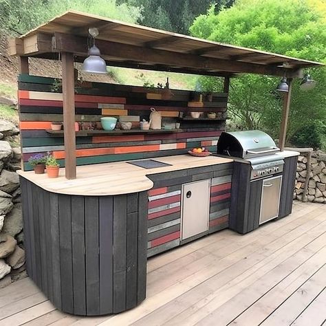 Backyard Bbq Grill, Bbq Shed, Cooking Station, Outdoor Grill Area, Landscaping Layout, Outdoor Grill Station, Diy Pallets, Diy Bbq, Bbq Grill Design