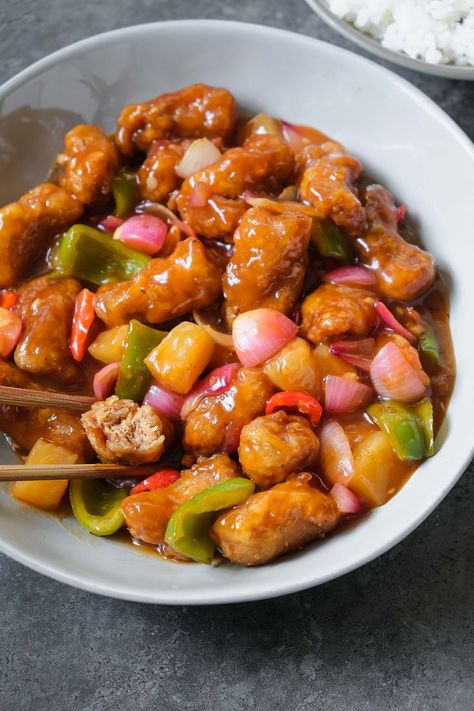 A personal favourite of mine growing up was Sweet and Sour Pork that we’d order at Chinese restaurants. The pieces of pork (vegan soy chunks, in this case) are coated in a generous amount of cornstarch before being fried to a golden brown crisp.

The sauce is a perfect balance of sweet and sour with a little tanginess from the vinegar and hints of fruitiness from the pineapple. This was a staple growing up and it’s always a hit among kids at the children’s table during family gatherings. Sweet And Sour Vegan, Chinese Sweet And Sour Pork, Vegetarian Asian Recipes, Sweet And Sour Pork Recipe, Dumplings Recipe Chinese, Sweet N Sour Pork Recipe, Vegetarian Asian, Chinese Dumpling, Asian Vegetarian Recipes