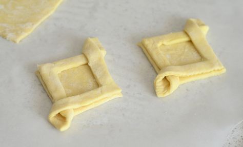 Puff Pastry Danish Shapes, How To Make A Danish, Puff Pastry Shapes Ideas, Pastry Shapes Ideas, Pastry Envelopes, Danish Pastry Shapes, Danish Shapes, Puff Pastry Shapes, Danish Dough Recipe