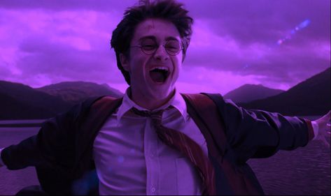 Purple Harry Potter Aesthetic, Harry Potter Purple Aesthetic, Purple Colour Wallpaper, Lockscreen Themes, Colour Wallpaper, Harry Potter Phone, Purple Photo, Purple Room, Ipad Ideas