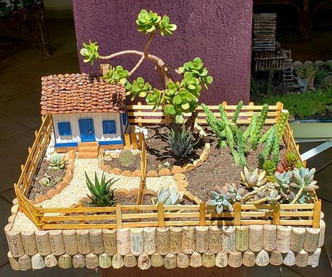 Diy Miniature Garden, Bowl Garden, Fairy Garden Pots, Beautiful Terrariums, Succulent Garden Diy, Garden Decor Projects, Dish Garden, Garden Crafts Diy, Mini Plants