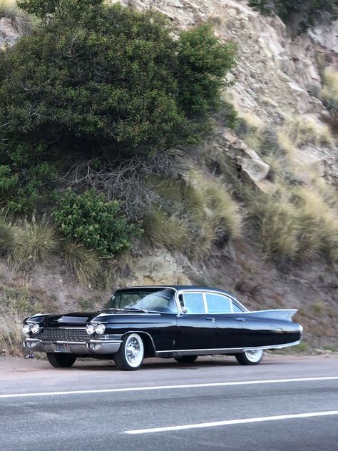 Vintage Cars For Sale, Black Cadillac, Vintage Cars 1950s, Cadillac Cts V, Vintage Caravan, Cars Usa, Cadillac Fleetwood, Black Goth, Series Black