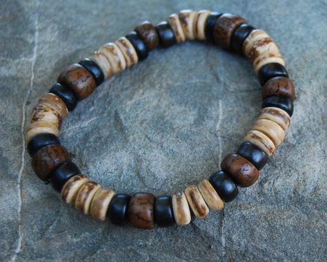 Leather Jewels, The Dude, Bracelet Pandora, Men's Bracelets, Diffuser Jewelry, Men's Bracelet, Mens Beaded Bracelets, Coconut Shell, Chic Jewelry