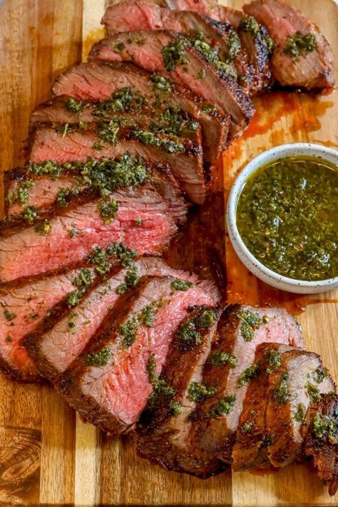 Airfryer Tri Tip, Tri Tip Steaks In Air Fryer, Air Fryer Tri Tip, Tri Tip Steak Recipes, Tri Tip Steak, Beef Tri Tip, Beef Loin, Chicken Wing Recipes Baked, Airfryer Recipes